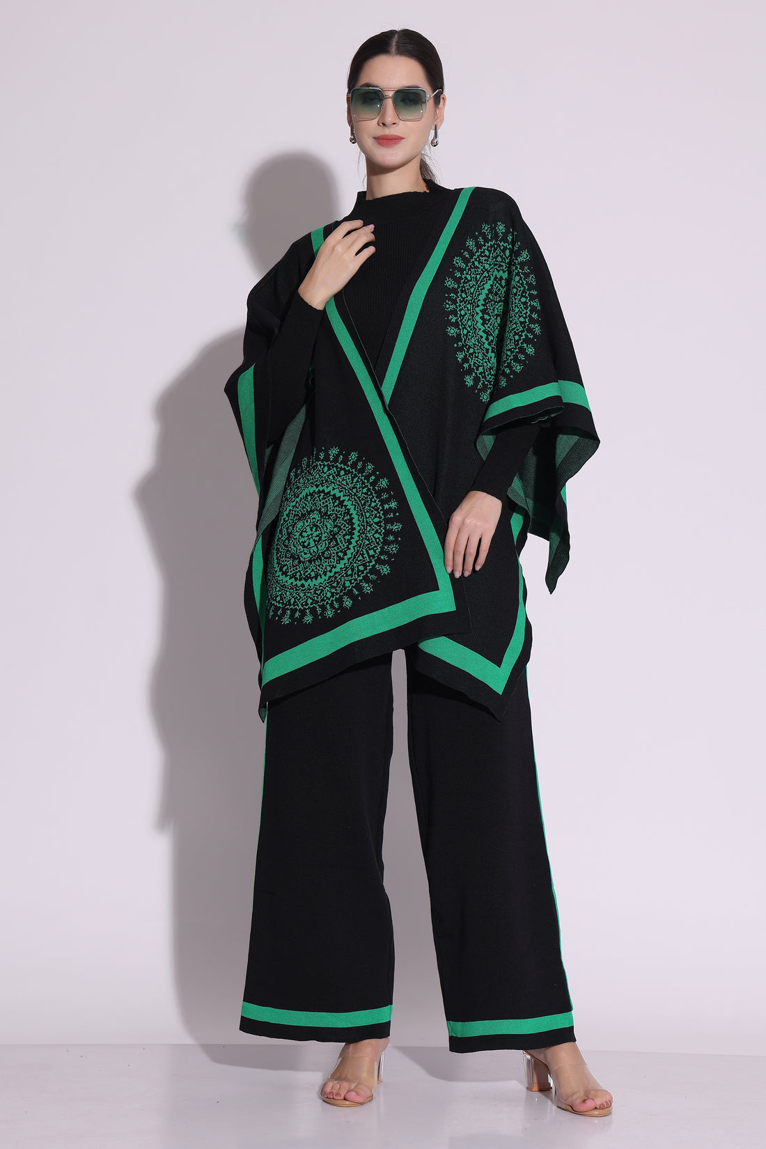 Elegant Green-Trimmed Poncho Set